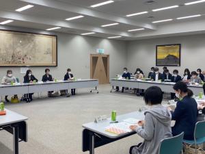 子育て環境プロジェクト会議　会議風景2