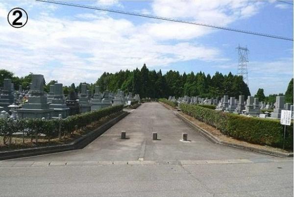 上市町墓地公園第1期2期区画入口からの風景2枚目