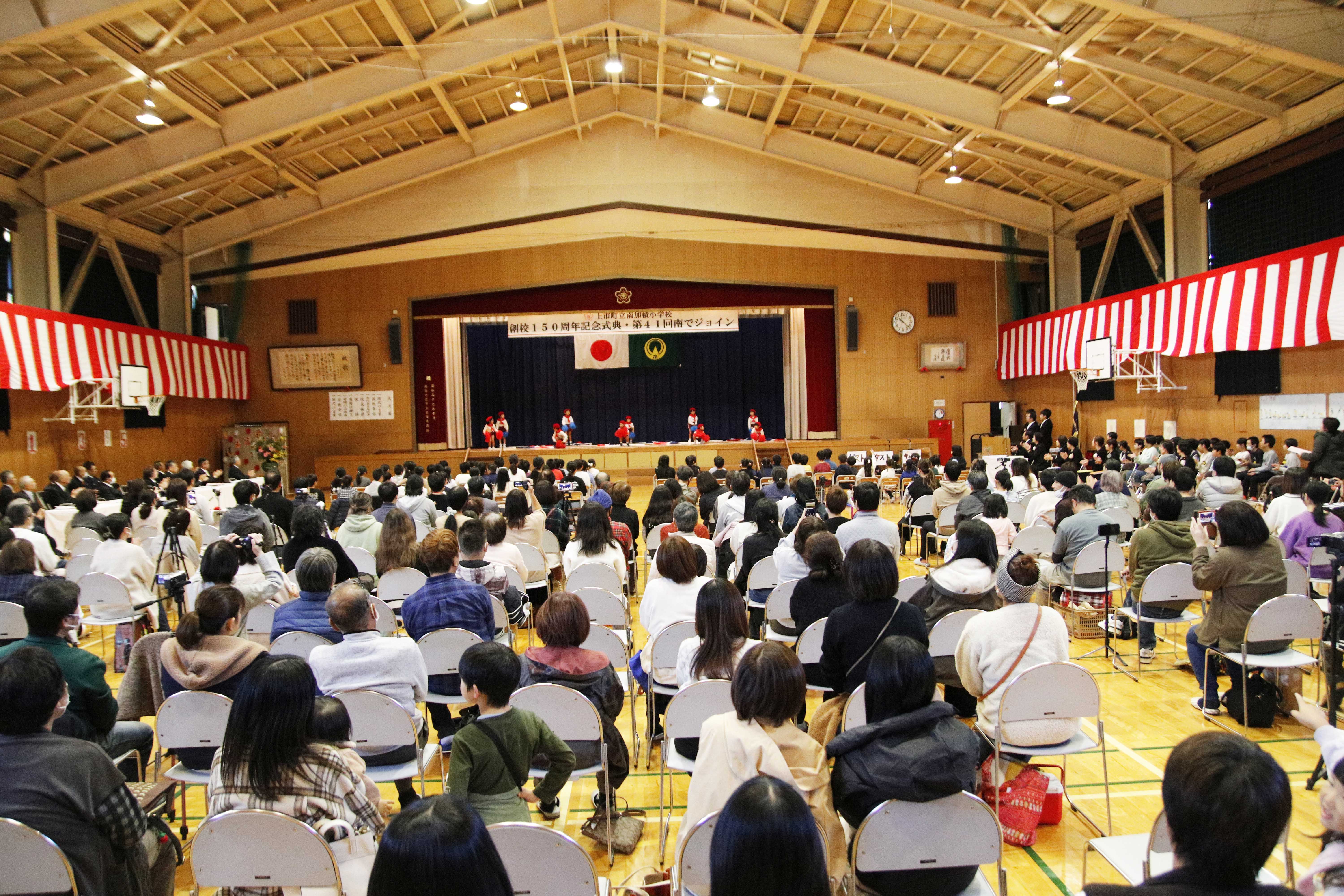 南加積保育園児による発表