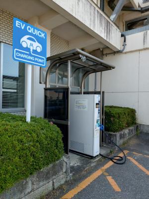 電気自動車用急速充電器